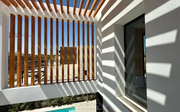 Property slide 19