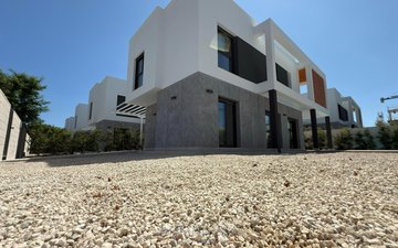 Property slide 43