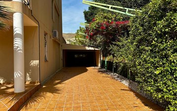 Property slide 25