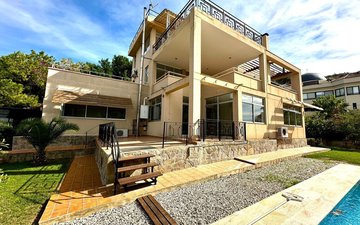 Property slide 28