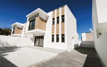 Property slide 29