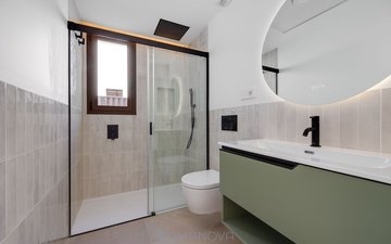 Property slide 24
