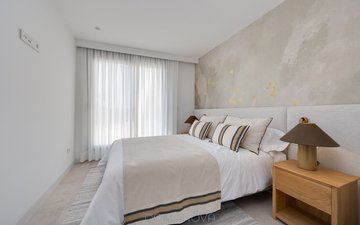Property slide 25