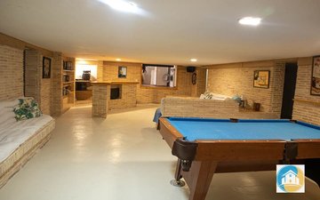 Property slide 46