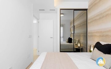 Property slide 32