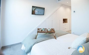 Property slide 17