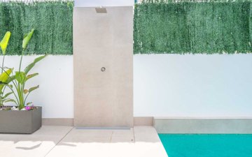 Property slide 32