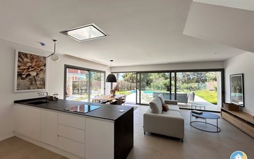 Property slide 6