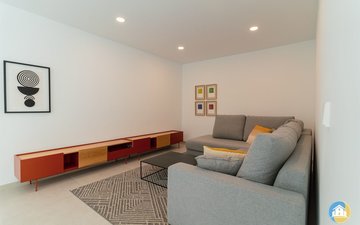 Property slide 21