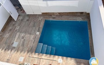 Property slide 33