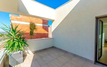 Property slide 28