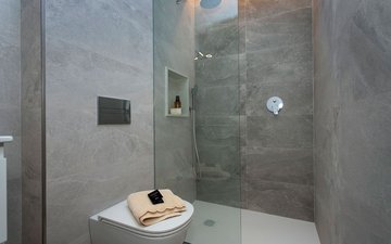 Property slide 17