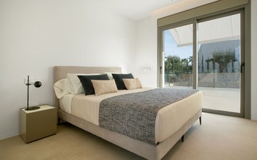 Property slide 17