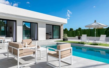 Property slide 18