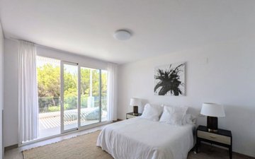Property slide 22
