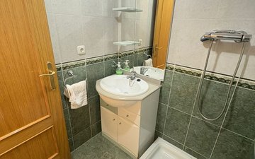 Property slide 21