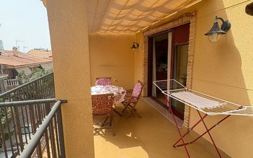 Property slide 32