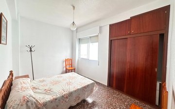 Eigenschaftsfolie 24