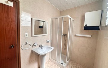 Eigenschaftsfolie 28