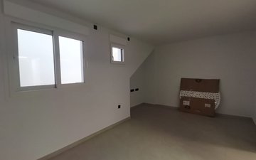 Property slide 40