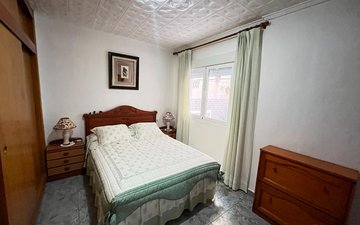 Eigenschaftsfolie 24