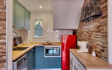 Property slide 7