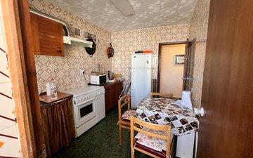 Property slide 14