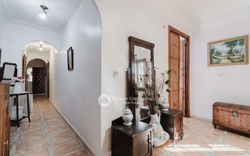 Property slide 25