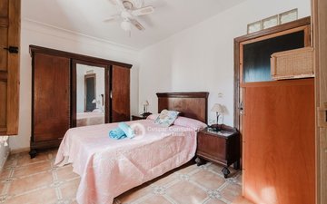 Property slide 46