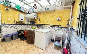 Property slide 28