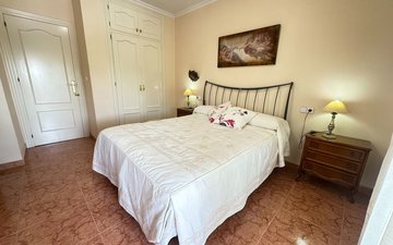 Property slide 25