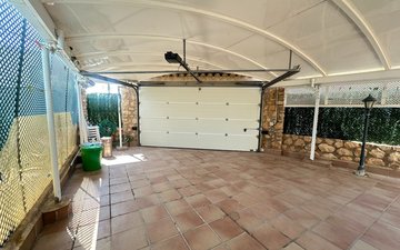Property slide 49