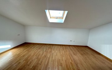Property slide 21
