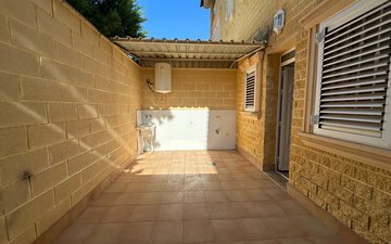 Property slide 31