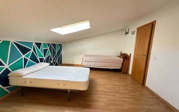Property slide 21