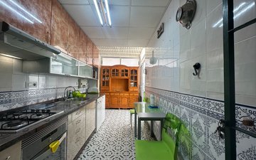 Property slide 10