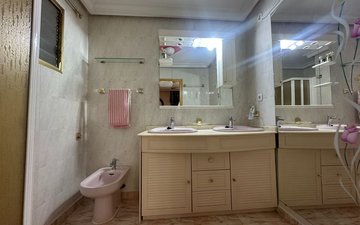 Property slide 25