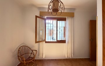 Property slide 18