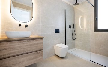 Property slide 10