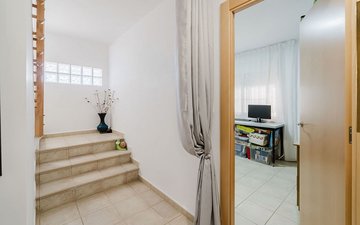 Property slide 14