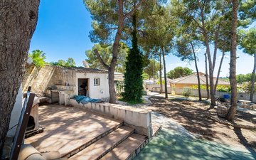 Property slide 40