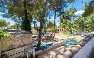 Property slide 42