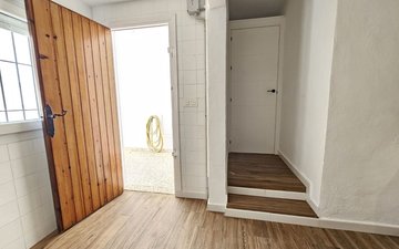 Property slide 14