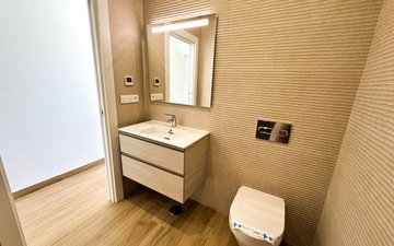 Property slide 10