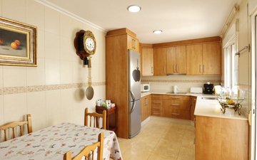 Property slide 16
