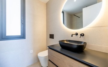 Property slide 18