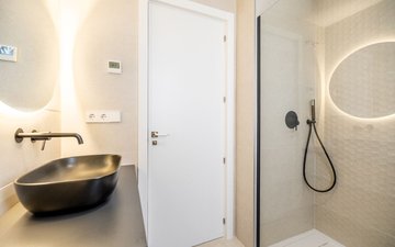 Property slide 19