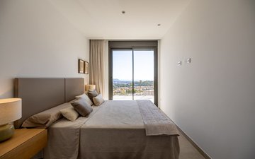 Property slide 21