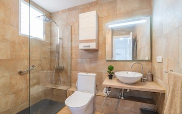 Property slide 19