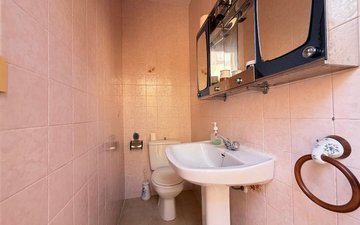 Property slide 10
